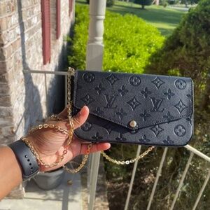 Louis Vuitton Felicie Pochette - used only twice !!!